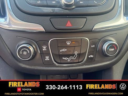 Used 2019 Chevrolet Equinox LT image 18