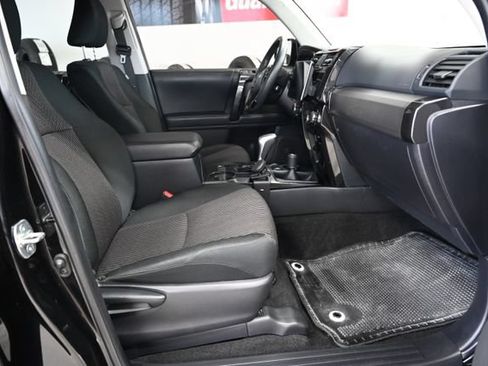 Used 2022 Toyota 4Runner TRD Off-Road w/ TRD Black Wheel Package (TMS) AWD/4WD image 11
