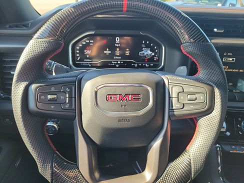 Used 2023 GMC Sierra 1500 AT4 w/ AT4 Premium Package image 18