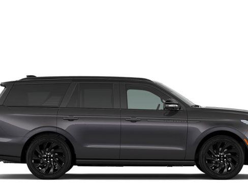 New 2026 Lincoln Navigator Reserve w/ Jet Appearance Package AWD/4WD image 5
