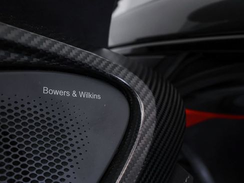 Used 2018 McLaren 570S Spider RWD image 25