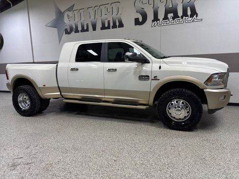 Used 2017 RAM 3500 Laramie Longhorn image 48