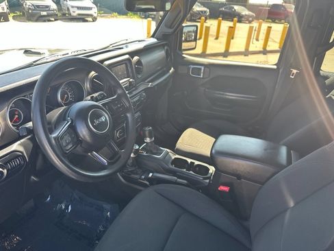 Used 2020 Jeep Wrangler Unlimited Sport AWD/4WD image 15