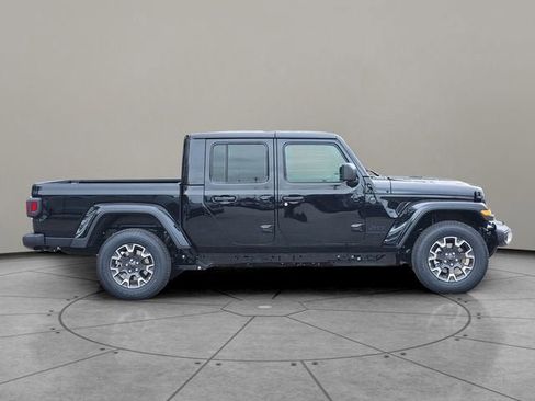 New 2026 Jeep Gladiator Sport AWD/4WD image 13