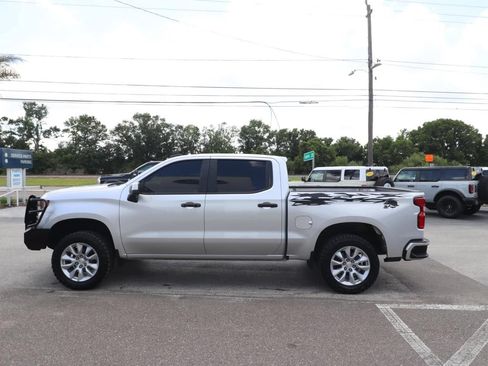 Used 2022 Chevrolet Silverado 1500 Custom AWD/4WD image 4