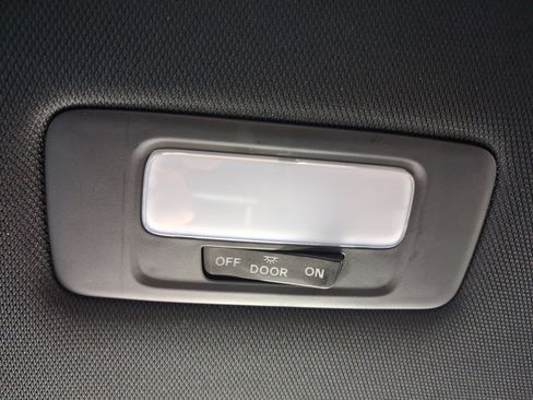 Used 2025 Honda CR-V Sport-L image 28