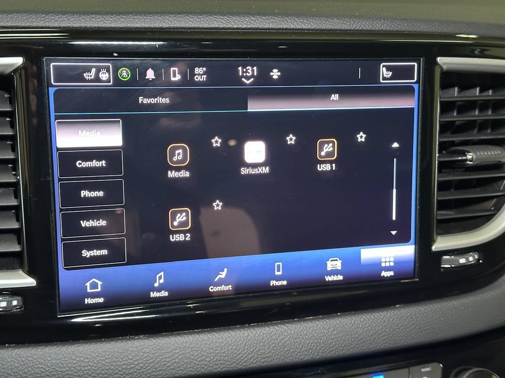 Used 2024 Chrysler Pacifica Touring-L FWD image 48