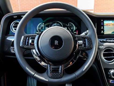 Used 2025 Rolls-Royce Cullinan Black Badge AWD/4WD image 5
