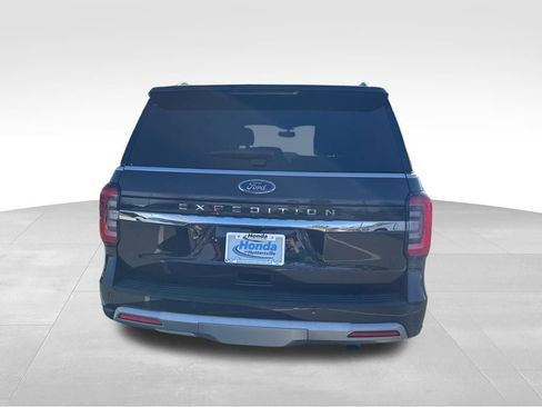 Used 2024 Ford Expedition Limited image 7