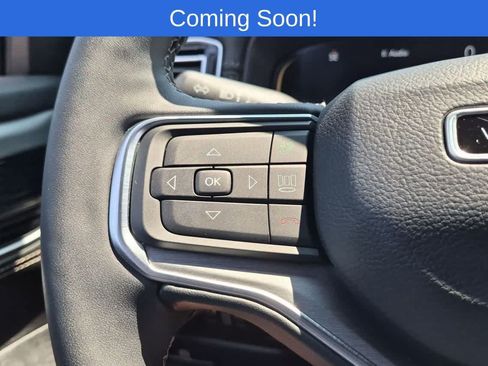 Used 2024 Jeep Wagoneer Series II AWD/4WD image 24