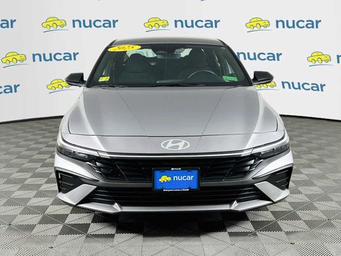 Certified 2025 Hyundai Elantra Sport FWD image 2