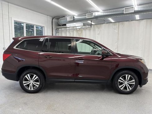 Used 2017 Honda Pilot EX-L image 4