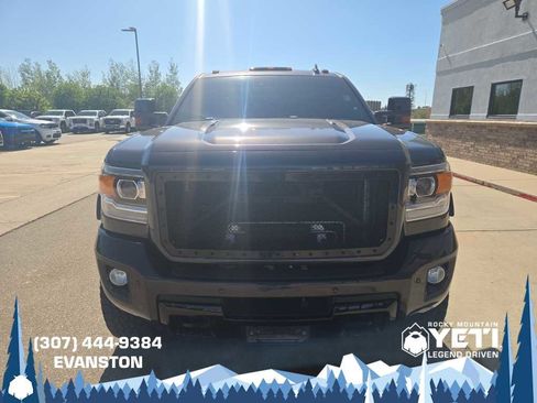 Used 2016 GMC Sierra 3500 Denali w/ Duramax Plus Package AWD/4WD image 8