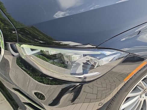 Used 2023 Mercedes-Benz S 580 4MATIC Sedan w/ AMG Line image 11