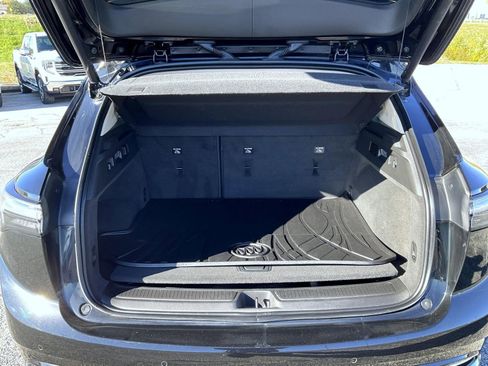 Certified 2023 Buick Envision Avenir image 21