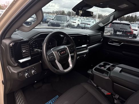 Used 2023 GMC Sierra 1500 Elevation image 10