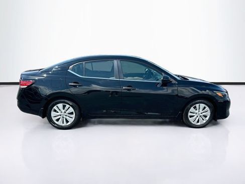 Used 2025 Nissan Sentra S FWD image 11