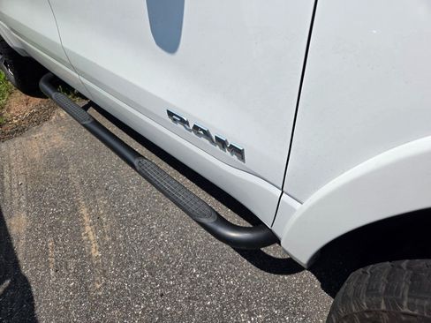 Used 2020 RAM 1500 Laramie AWD/4WD image 7