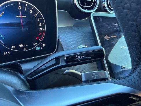 Certified 2025 Mercedes-Benz GLC 350e 4MATIC image 33