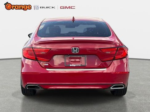 Used 2018 Honda Accord Sport image 4
