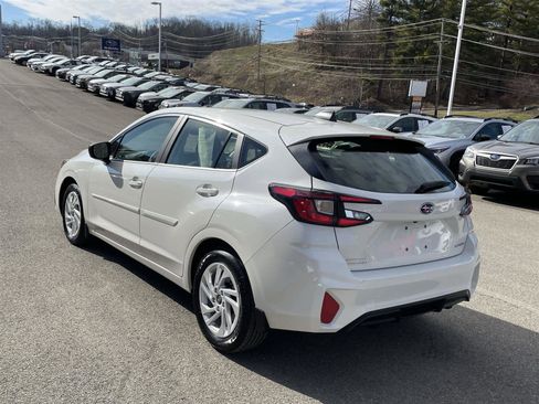 Certified 2025 Subaru Impreza 2.0i image 3