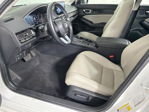 Used 2024 Honda Civic Touring image 11