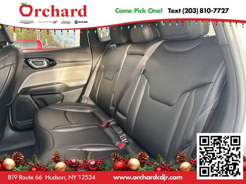Used 2024 Jeep Compass Limited image 26