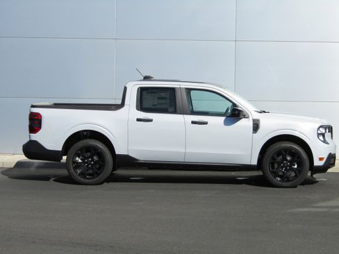 New 2026 Ford Maverick XLT AWD/4WD image 4