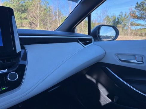 Used 2024 Toyota Corolla SE image 22