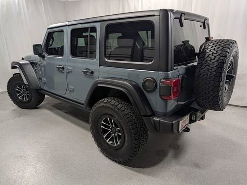 Used 2024 Jeep Wrangler Willys image 6