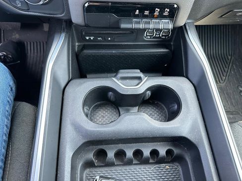 Used 2019 RAM 1500 Big Horn image 16