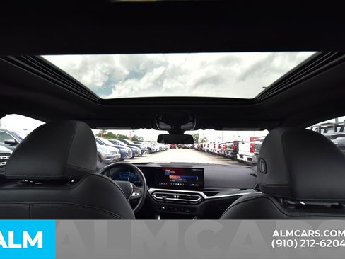 Used 2024 BMW i4 xDrive40i image 22