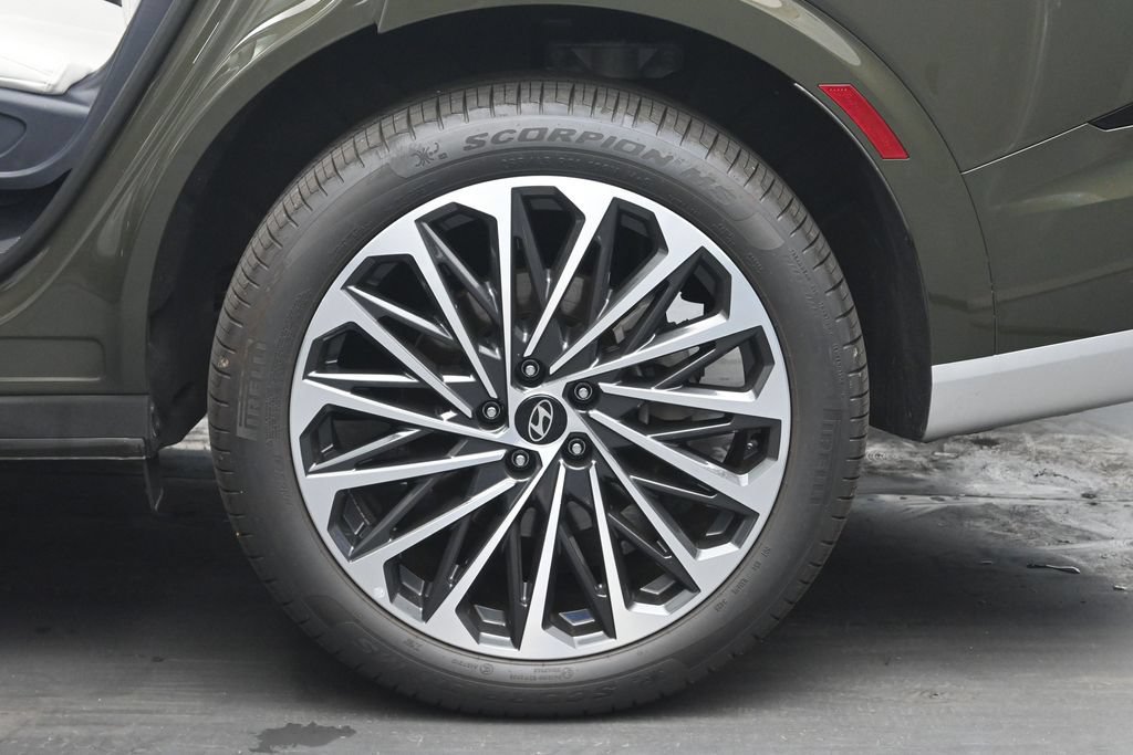 Certified 2026 Hyundai Palisade Calligraphy AWD/4WD image 31
