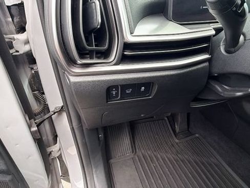 Used 2025 Kia Sorento EX w/ Panoramic Sunroof Package AWD/4WD image 30