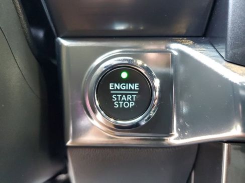 Used 2022 Ford F150 Lariat w/ Max Trailer Tow Package image 25