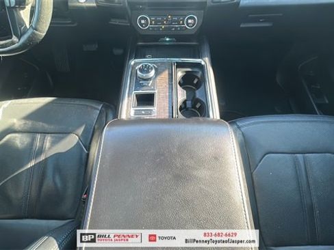 Used 2018 Ford Expedition Max Limited w/ Equipment Group 301A image 9