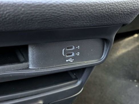 New 2026 Chrysler Pacifica Select FWD image 22