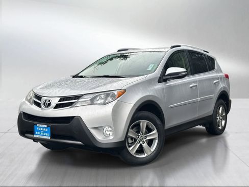 Used 2015 Toyota RAV4 XLE image 1