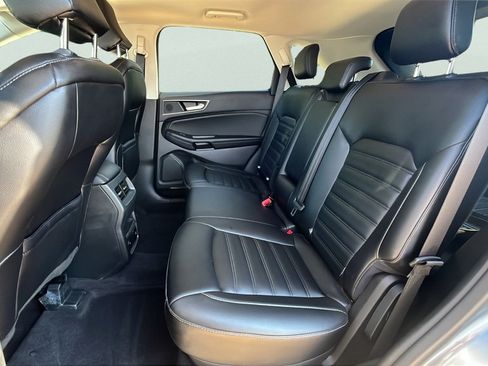 Used 2024 Ford Edge SEL w/ Convenience Package AWD/4WD image 16