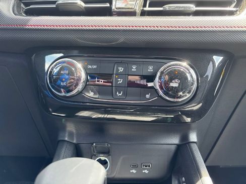 New 2026 Chevrolet TrailBlazer RS w/ Convenience Package FWD image 16