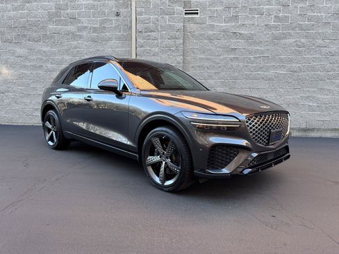 Used 2024 Genesis GV70 3.5T Sport w/ Sport Advanced Package AWD/4WD image 1