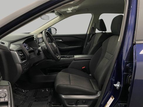 Certified 2025 Nissan Rogue SV AWD/4WD image 29