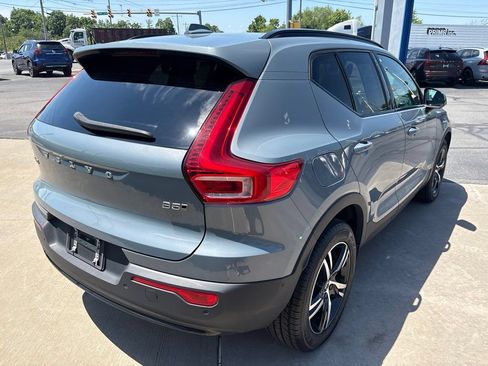Certified 2023 Volvo XC40 B5 Plus w/ Driver Assist Package AWD/4WD image 6