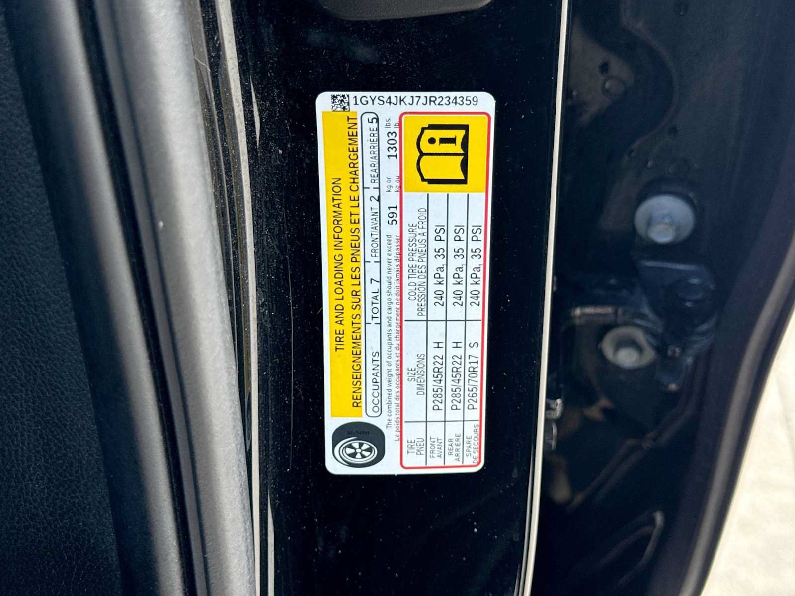 Used 2018 Cadillac Escalade ESV Premium Luxury AWD/4WD image 38