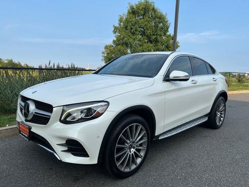 Used 2018 Mercedes-Benz GLC 300 4MATIC Coupe image 6