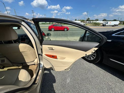 Used 2010 Lexus ES 350 FWD image 15