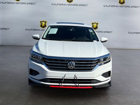 Used 2020 Volkswagen Passat 2.0T SE w/ Sunroof Package FWD image 8