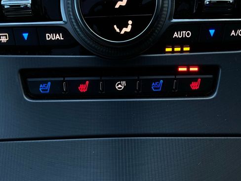 Used 2019 Lincoln MKZ Reserve w/ Luxury Package image 27