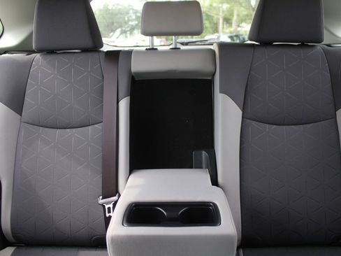 Used 2019 Toyota RAV4 XLE FWD image 55
