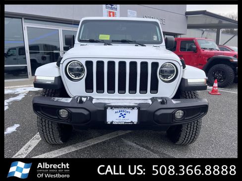 Used 2021 Jeep Wrangler Unlimited Sahara image 8